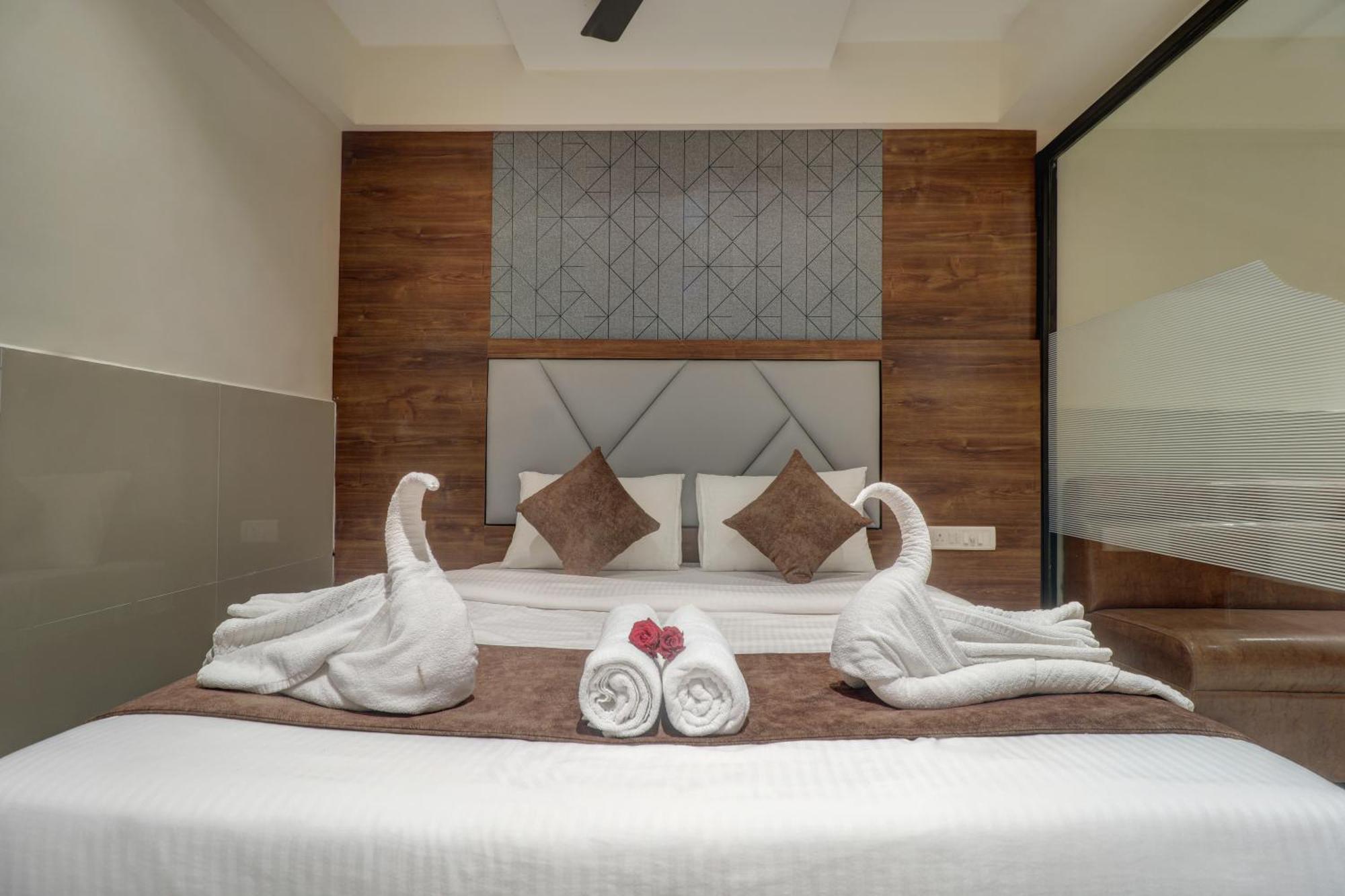 New Parimeet Residency Hotel Navi Mumbai Ngoại thất bức ảnh