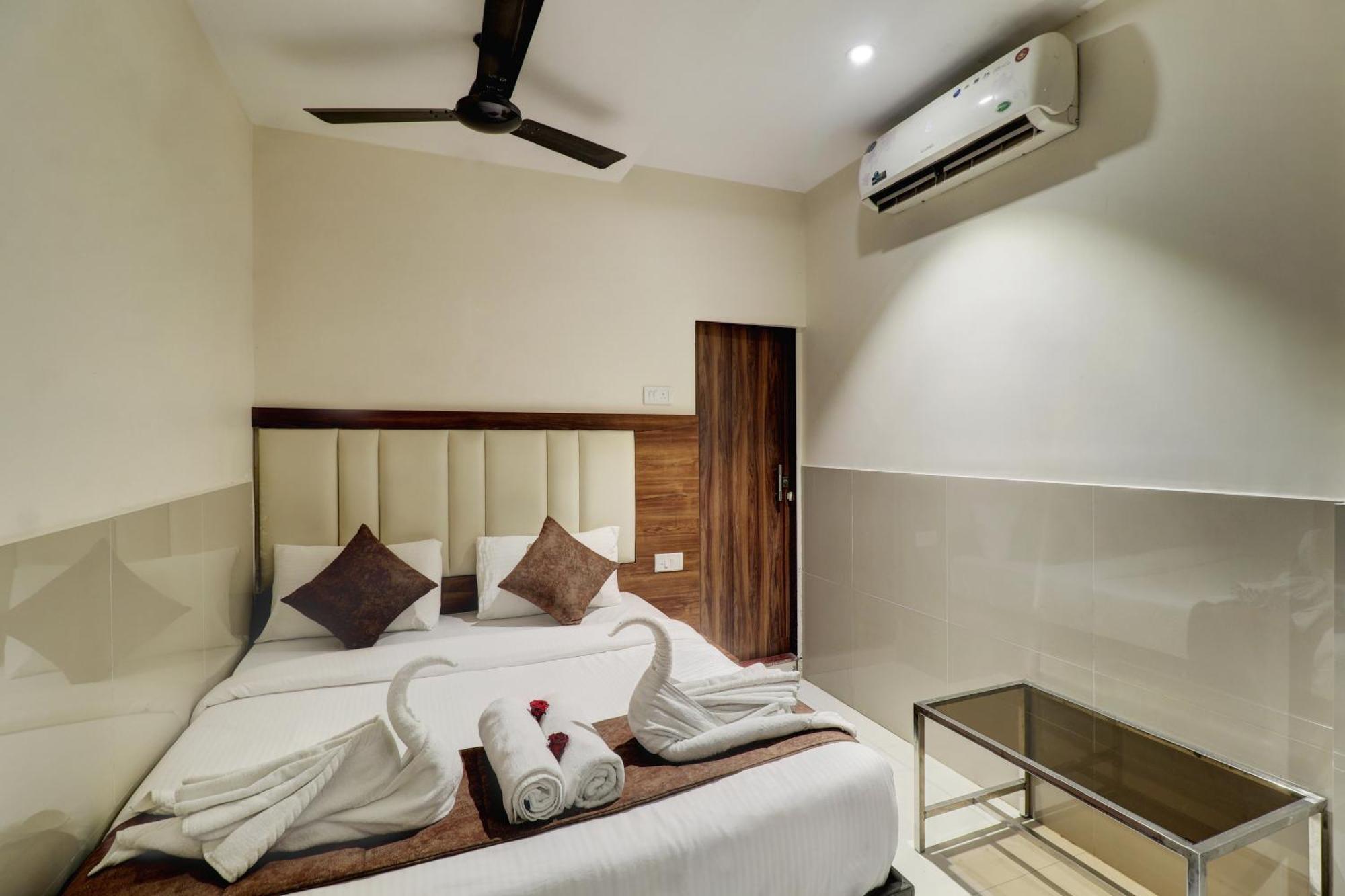 New Parimeet Residency Hotel Navi Mumbai Ngoại thất bức ảnh