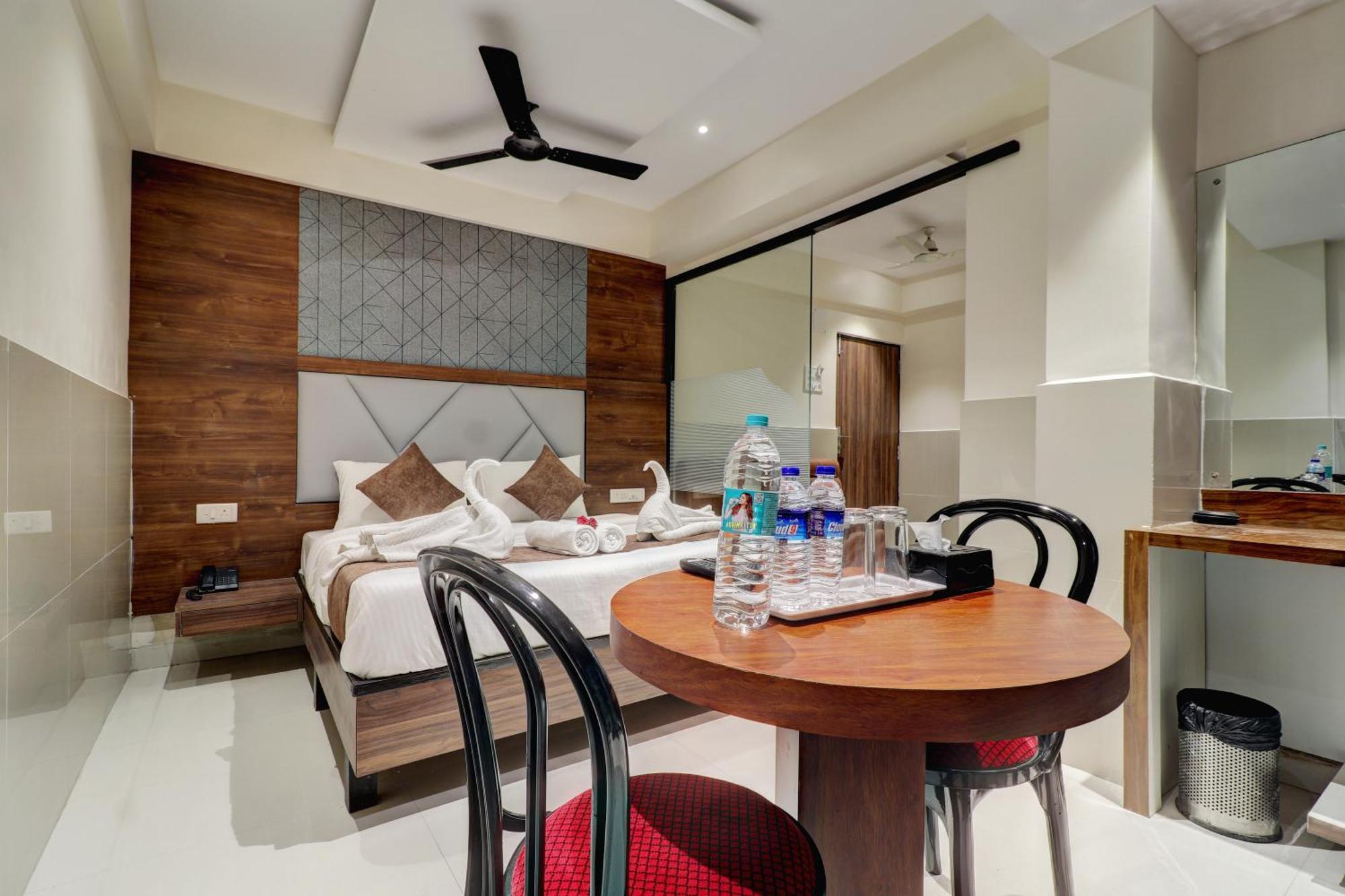 New Parimeet Residency Hotel Navi Mumbai Ngoại thất bức ảnh