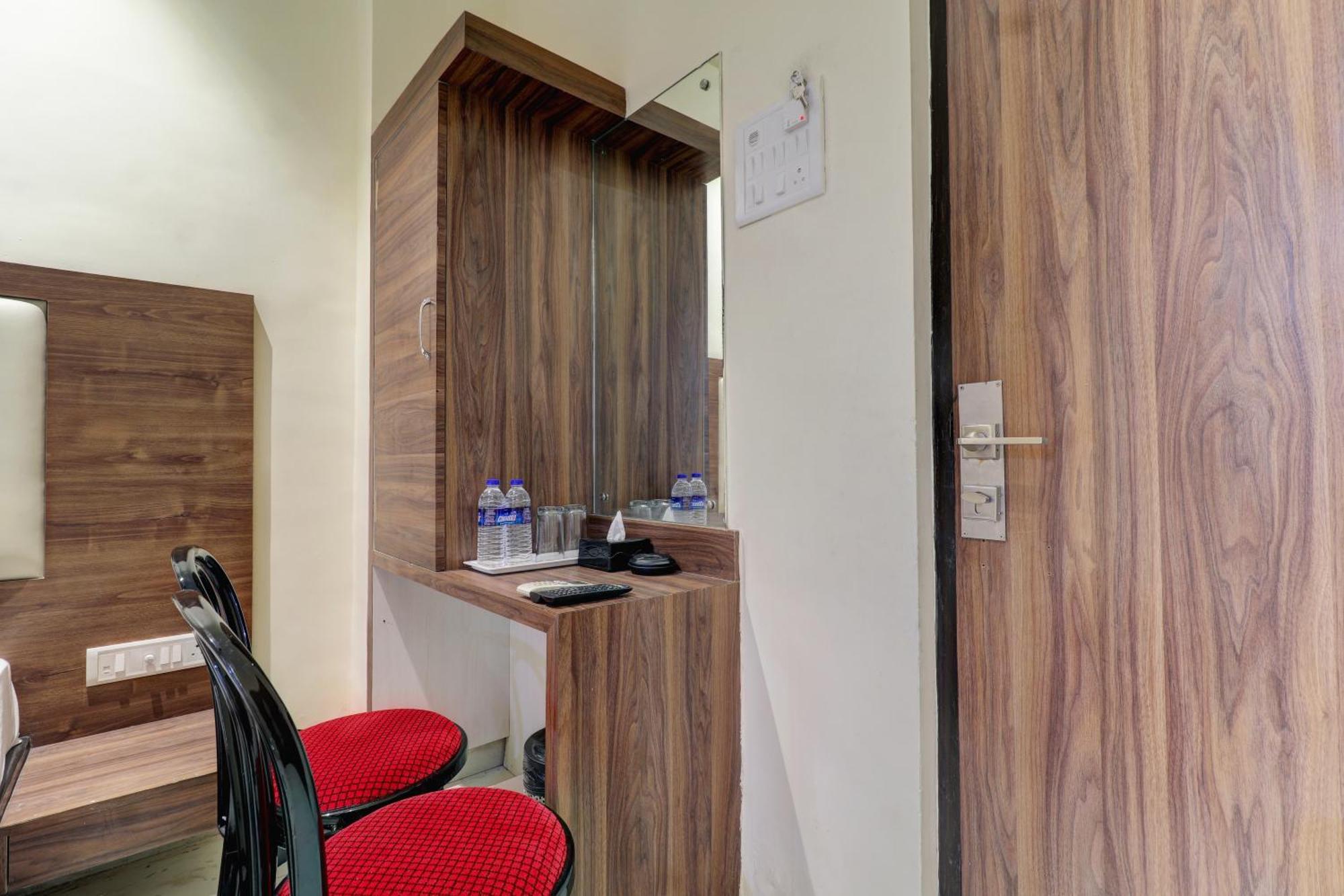 New Parimeet Residency Hotel Navi Mumbai Ngoại thất bức ảnh