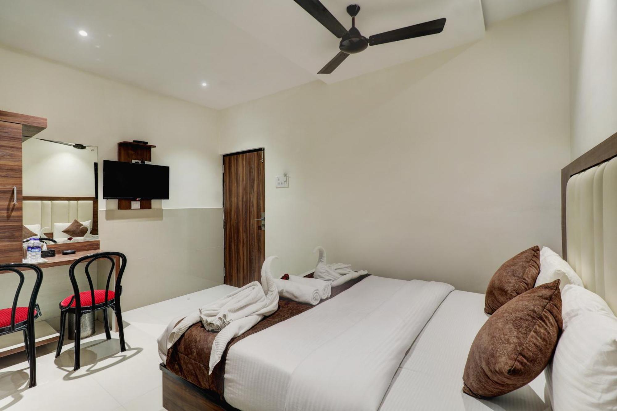 New Parimeet Residency Hotel Navi Mumbai Ngoại thất bức ảnh