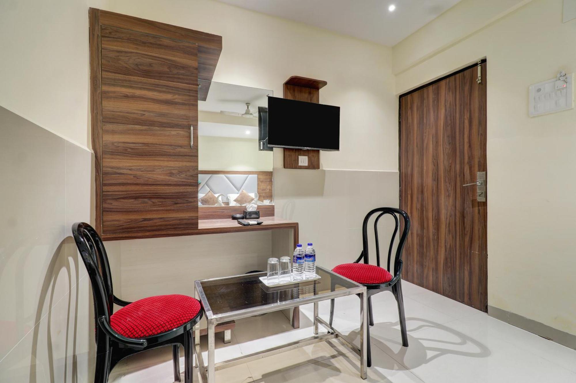 New Parimeet Residency Hotel Navi Mumbai Ngoại thất bức ảnh