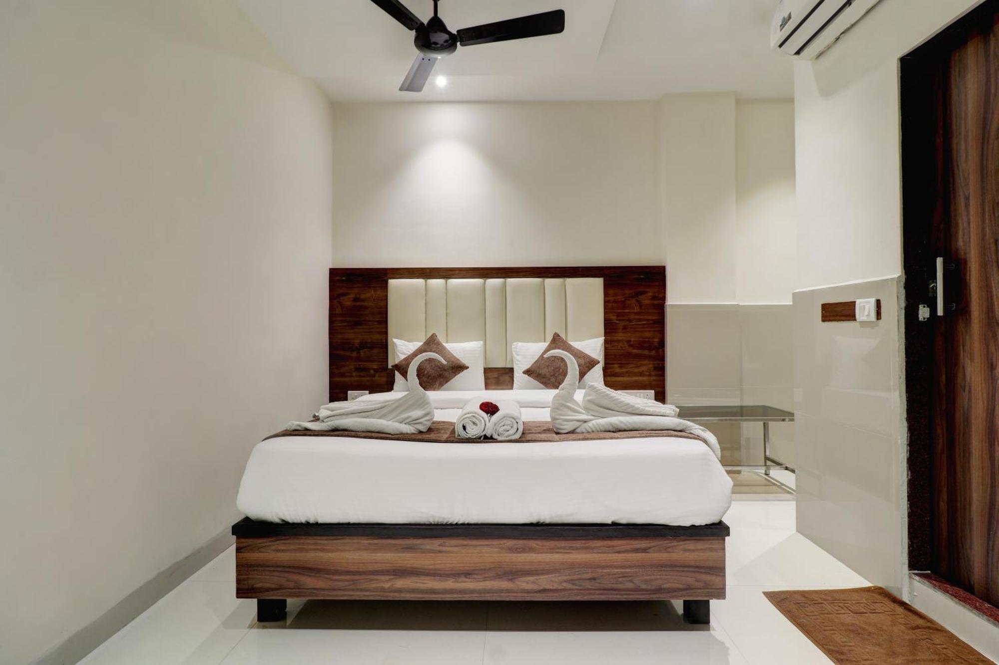 New Parimeet Residency Hotel Navi Mumbai Ngoại thất bức ảnh