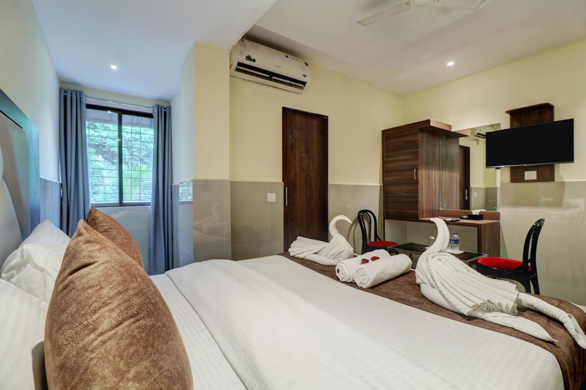 New Parimeet Residency Hotel Navi Mumbai Ngoại thất bức ảnh